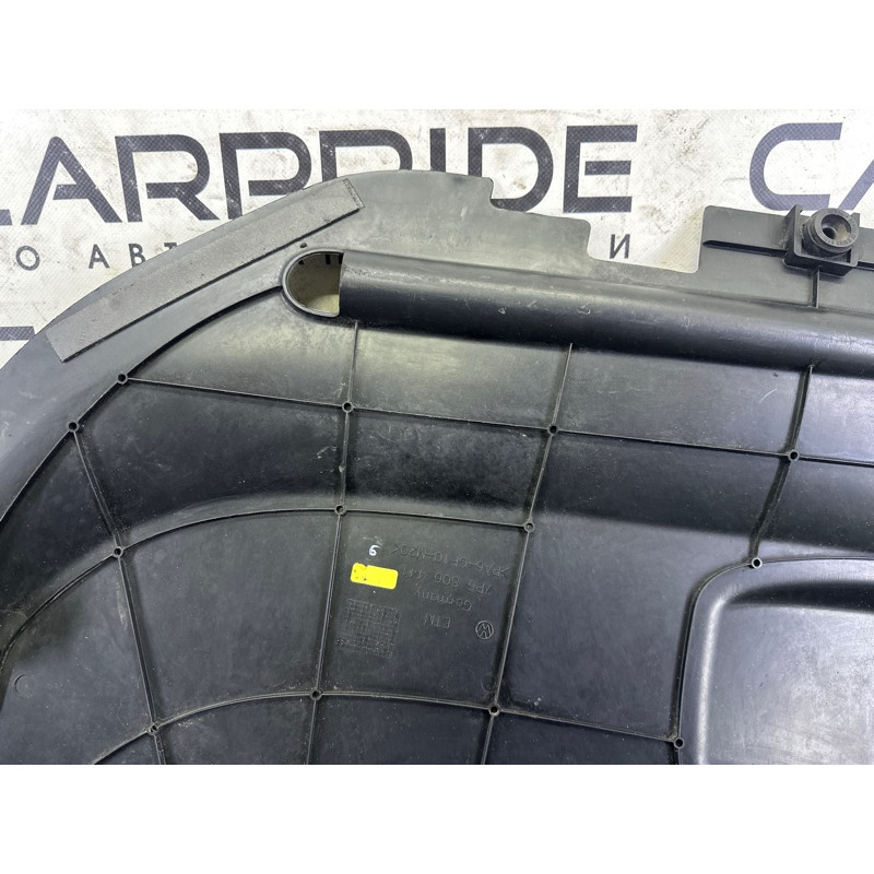 Накладка передньої панелі (кузов і елементи) Volkswagen Touareg NF 2012 3.0 Hybrid CGFA 7P6806441