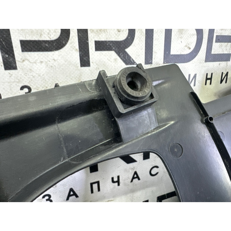 Накладка передньої панелі (кузов і елементи) Volkswagen Touareg NF 2012 3.0 Hybrid CGFA 7P6806442