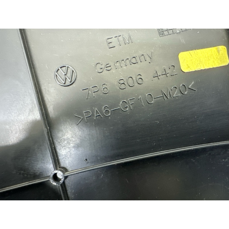 Накладка передньої панелі (кузов і елементи) Volkswagen Touareg NF 2012 3.0 Hybrid CGFA 7P6806442