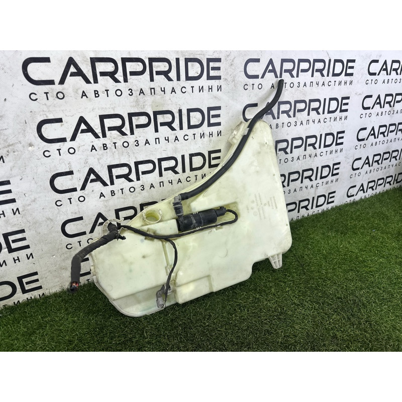 Бачок омивача (кузов і елементи) BMW 7-series F01 2011 3.0 N54 61667269667