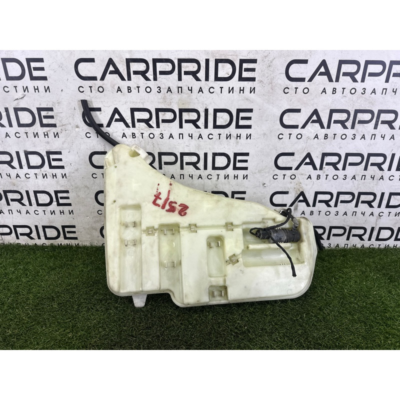 Бачок омивача (кузов і елементи) BMW 7-series F01 2011 3.0 N54 61667269667
