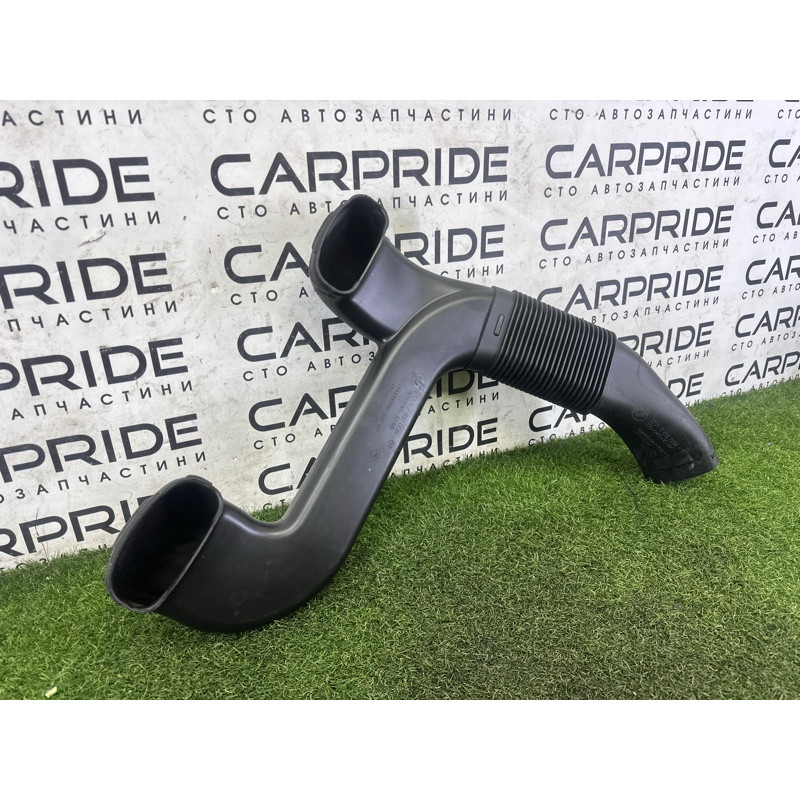 Патрубок воздушного фильтра (впускная система) BMW X5 E70 2010 N57D30A 13717812058