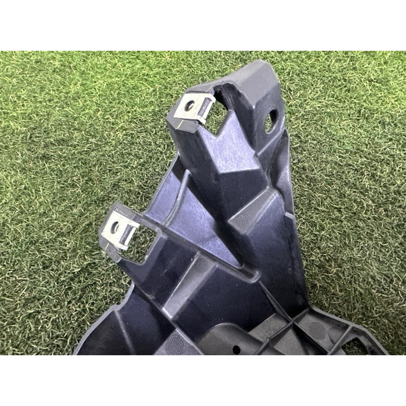 Крепление крыла (кузов и элементы) BMW X5 F15 2015 4.4 51647294543