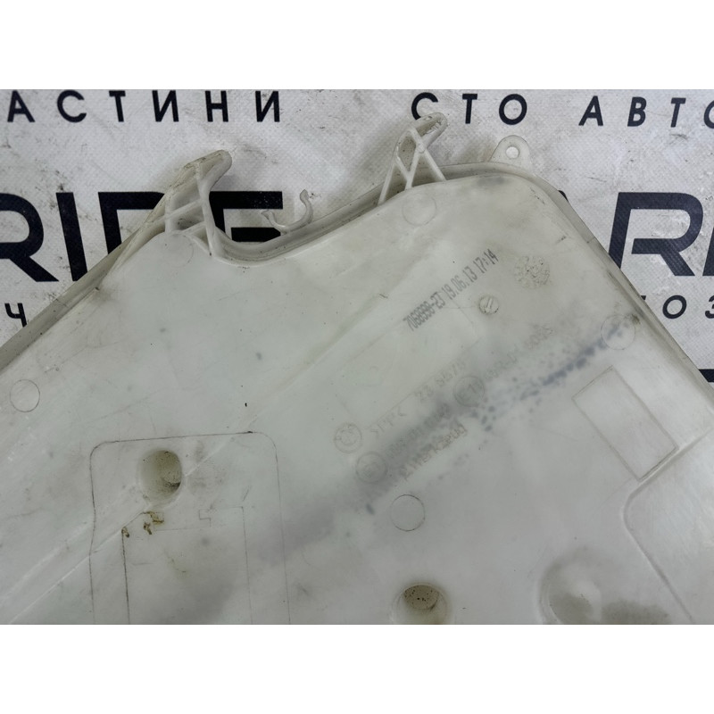 Бачок омывателя (кузов и элементы) BMW X1 E84 2014 2.0 61677238667