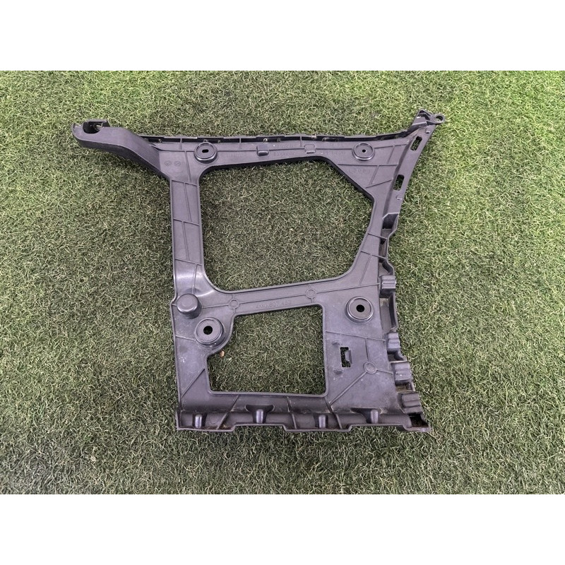 Крепление бампера (кузов и элементы) AUDI Q7 4M 2017 3.0 CREC 4M0807453