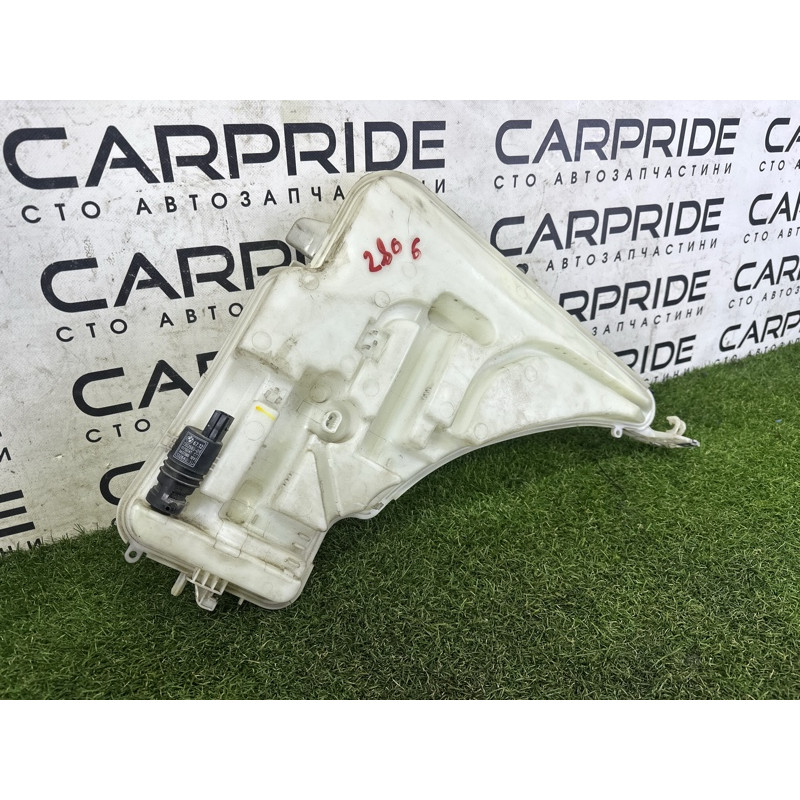 Бачок омывателя (кузов и элементы) BMW 3-series F30 2013 2.0 61667241672