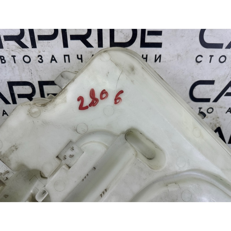 Бачок омывателя (кузов и элементы) BMW 3-series F30 2013 2.0 61667241672