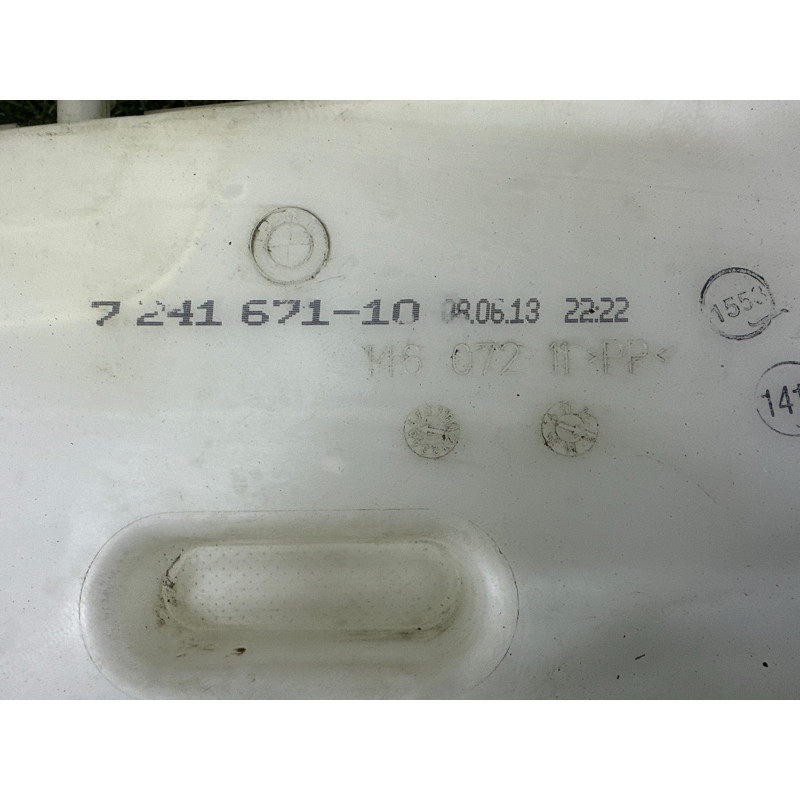 Бачок омывателя (кузов и элементы) BMW 3-series F30 2013 2.0 61667241672