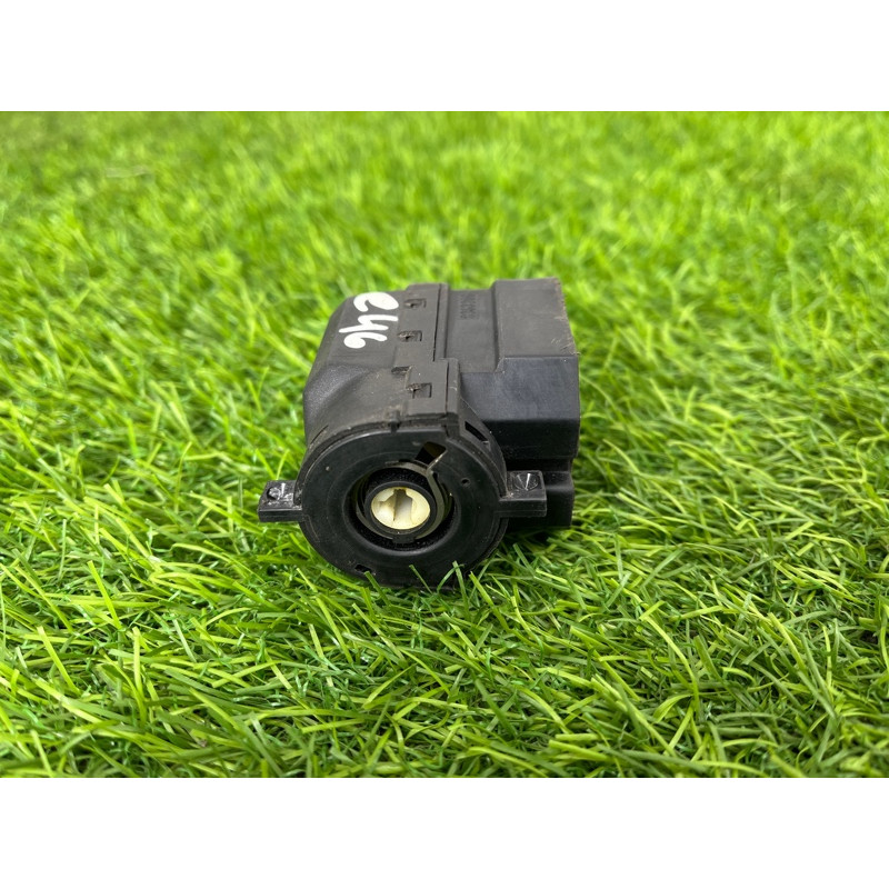 Контактная группа (электрика) BMW 3-series E46 61328363706