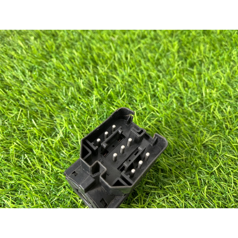 Контактная группа (электрика) BMW 3-series E46 61328363706