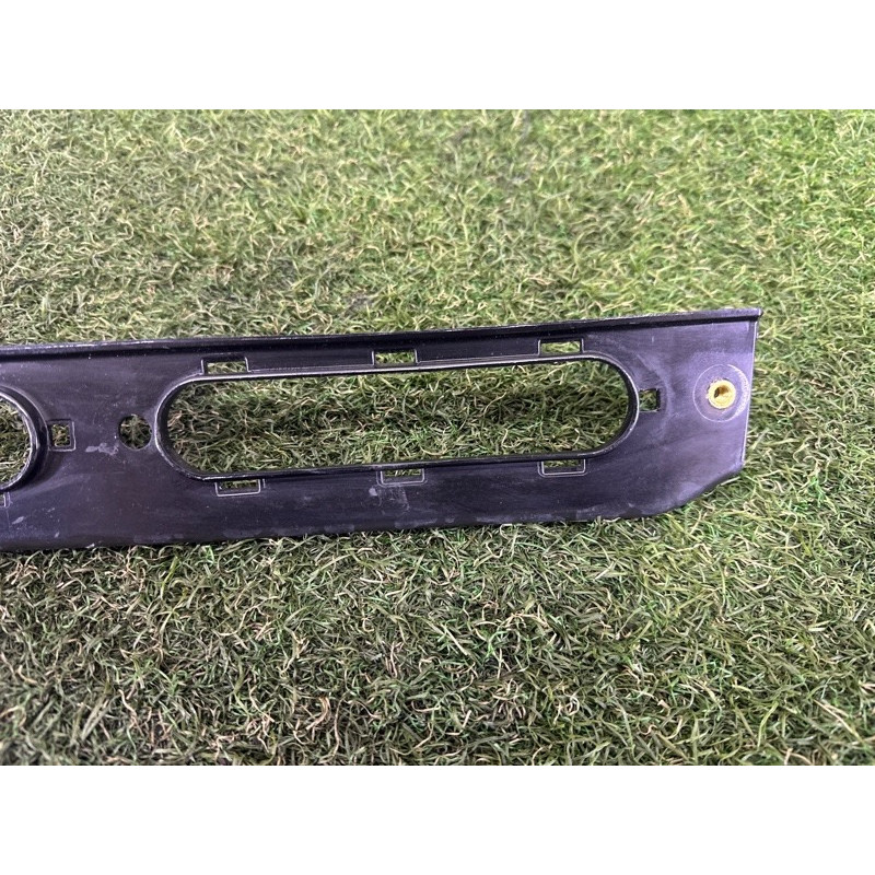 Крепление крыла (кузов и элементы) LAND ROVER RANGE ROVER Sport L494 2016 3.0 Diesel LR056962