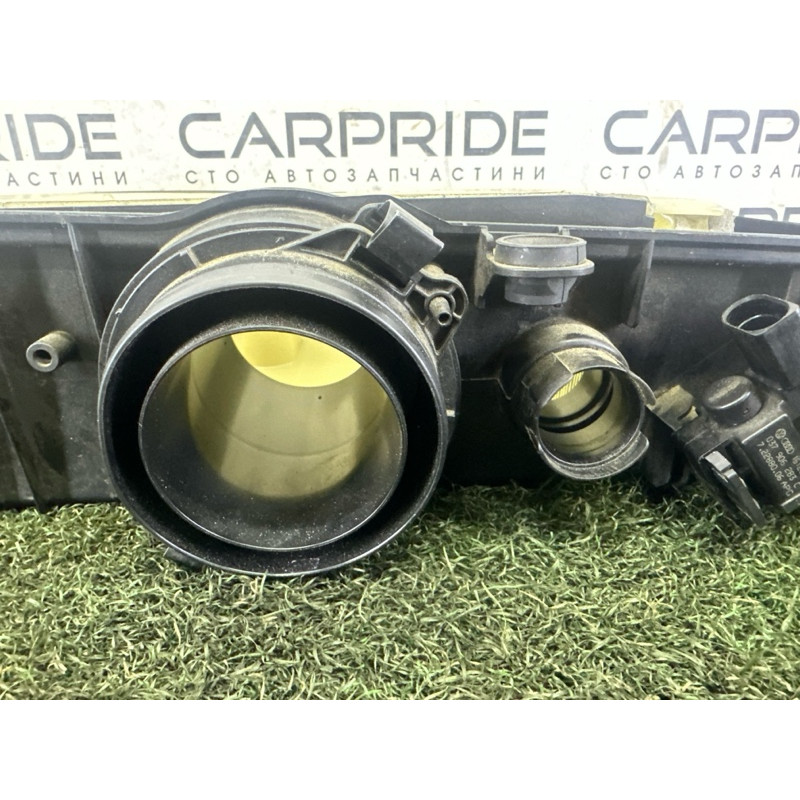 Корпус воздушного фильтра (впускная система) AUDI Q7 4M 2017 3.0 CREC 4M0133837A