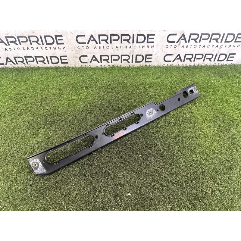 Крепление крыла (кузов и элементы) LAND ROVER RANGE ROVER Sport L494 2016 3.0 Diesel LR056963