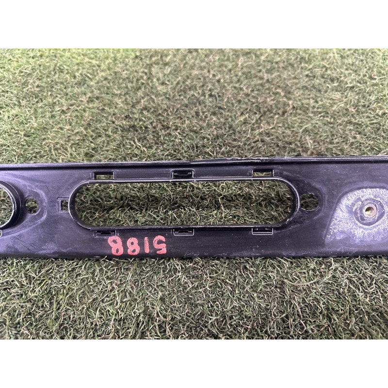 Крепление крыла (кузов и элементы) LAND ROVER RANGE ROVER Sport L494 2016 3.0 Diesel LR056963