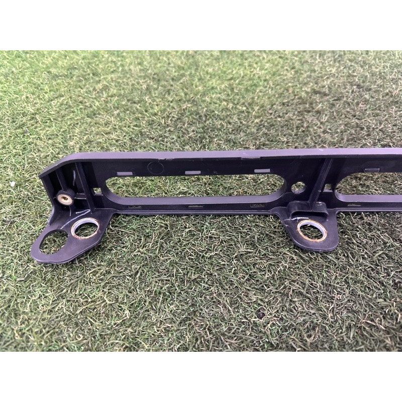 Крепление крыла (кузов и элементы) LAND ROVER RANGE ROVER Sport L494 2016 3.0 Diesel LR056963