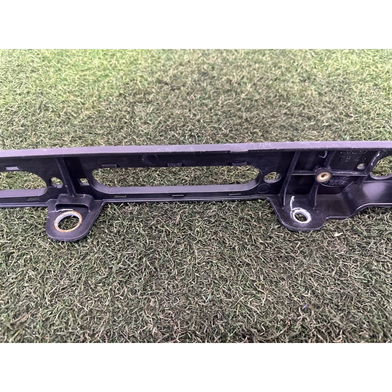 Крепление крыла (кузов и элементы) LAND ROVER RANGE ROVER Sport L494 2016 3.0 Diesel LR056963