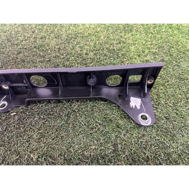 Крепление крыла (кузов и элементы) LAND ROVER RANGE ROVER Sport L494 2016 3.0 Diesel LR056963