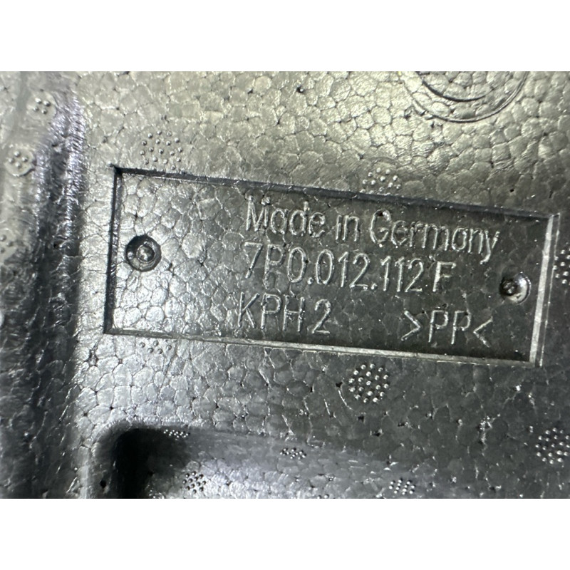 Комплект инструмента (аксессуары) Volkswagen Touareg NF 2012 3.0 Hybrid CGFA 7P0805783