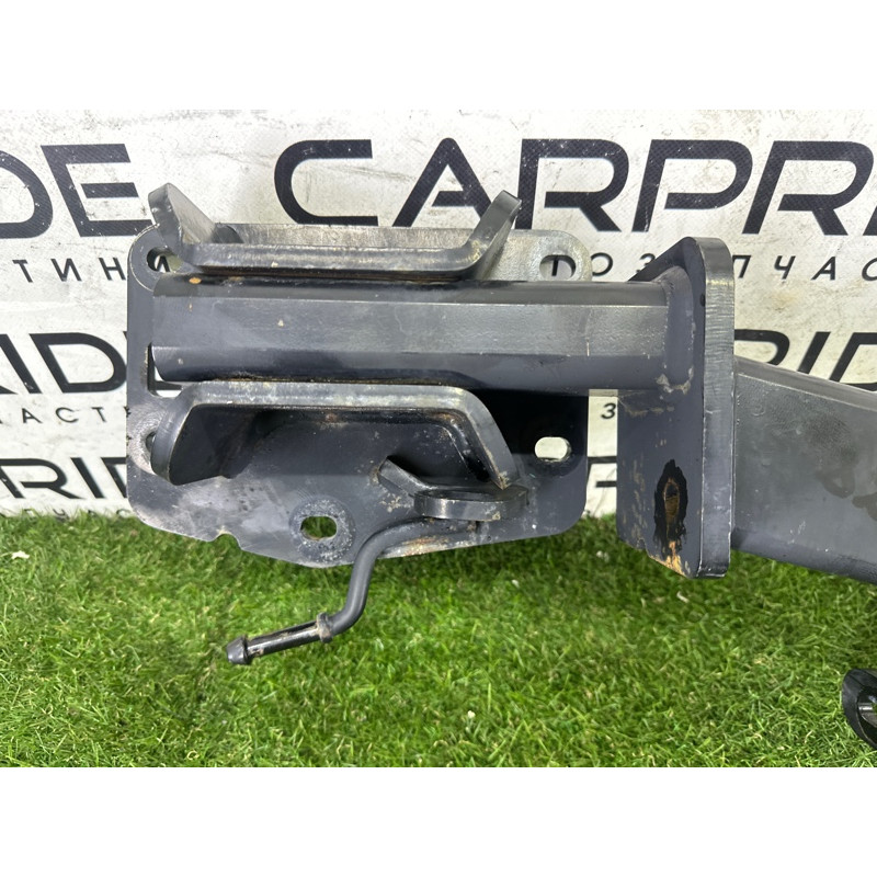 Фаркоп (кузов и элементы) LAND ROVER RANGE ROVER Sport L494 2016 3.0 Diesel LR045404