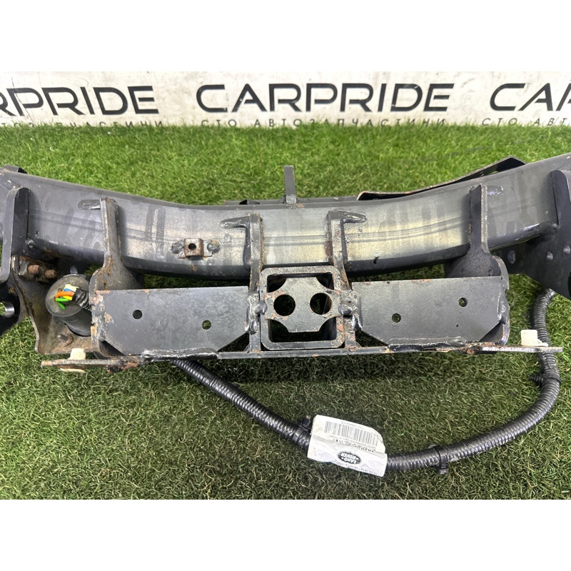 Фаркоп (кузов и элементы) LAND ROVER RANGE ROVER Sport L494 2016 3.0 Diesel LR045404