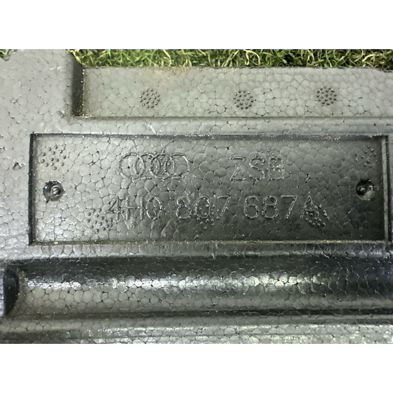 Абсорбер (наполнитель) бампера (кузов и элементы) AUDI A8 D4 2011 4.2 CDRA 4H0807694A