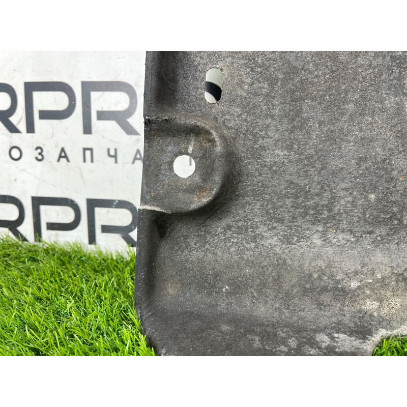 Захист днища (кузов і елементи) Hyundai Ioniq AE 2018 1.6 Hybrid 84135G2000