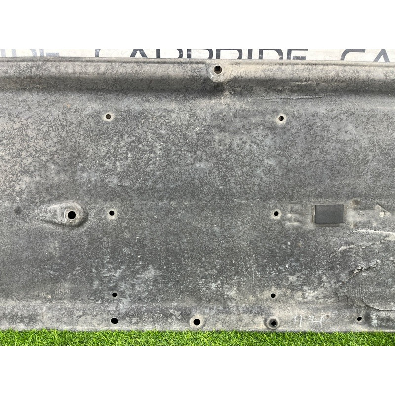 Захист днища (кузов і елементи) Hyundai Ioniq AE 2018 1.6 Hybrid 84135G2000