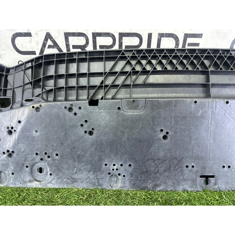 Защита бампера (кузов и элементы) AUDI A4 B9 2018 2.0 DBPA 8W0807611A