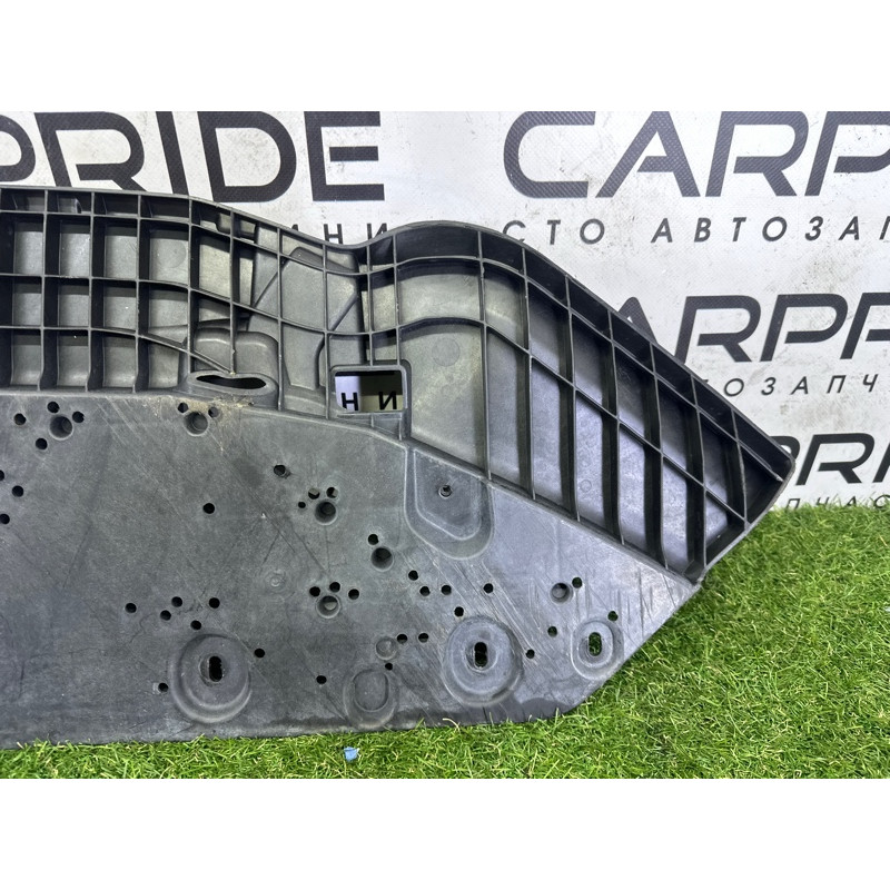 Защита бампера (кузов и элементы) AUDI A4 B9 2018 2.0 DBPA 8W0807611A