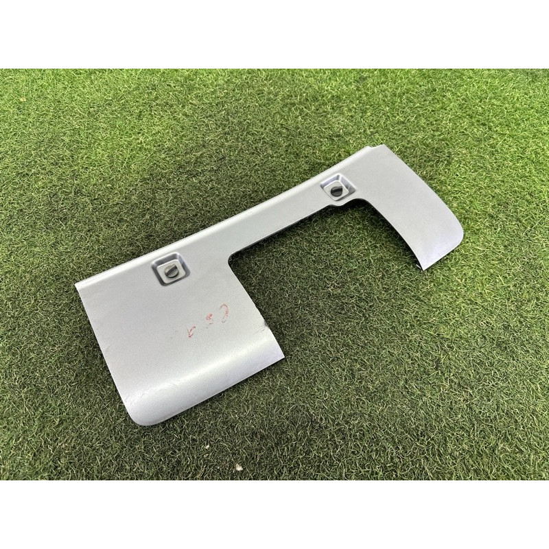 Защита бампера (кузов и элементы) AUDI Q7 4L 2011 3.0 TFSi 4L0807819M1RR