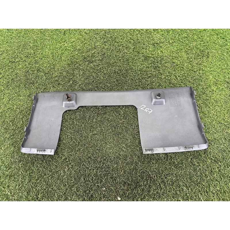 Защита бампера (кузов и элементы) AUDI Q7 4L 2011 3.0 TFSi 4L0807819M1RR