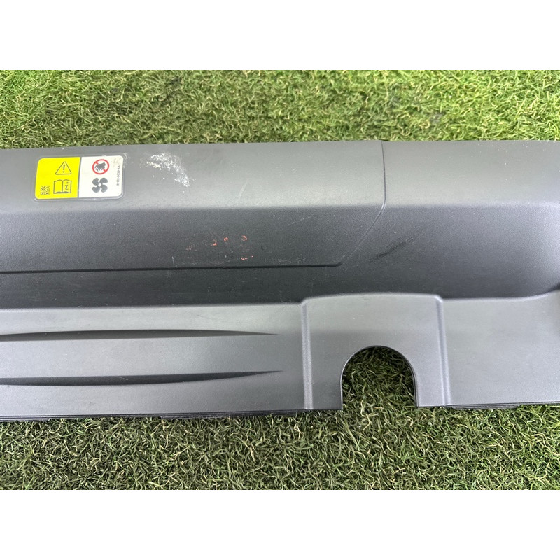 Накладка передней панели (кузов и элементы) LAND ROVER RANGE ROVER Sport L494 2016 3.0 Diesel LR078771