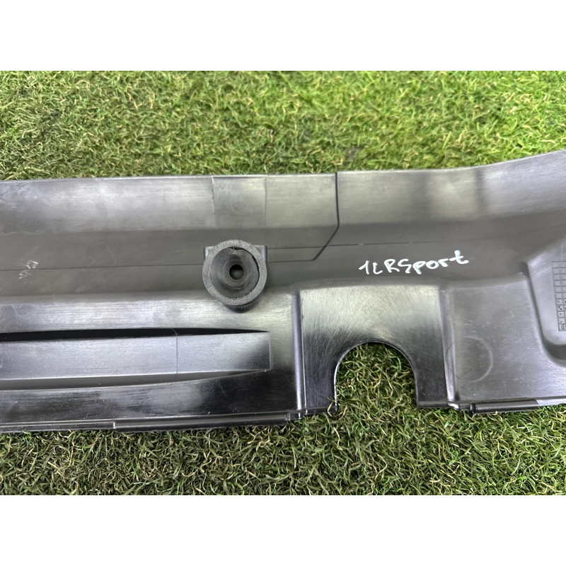 Накладка передней панели (кузов и элементы) LAND ROVER RANGE ROVER Sport L494 2016 3.0 Diesel LR078771