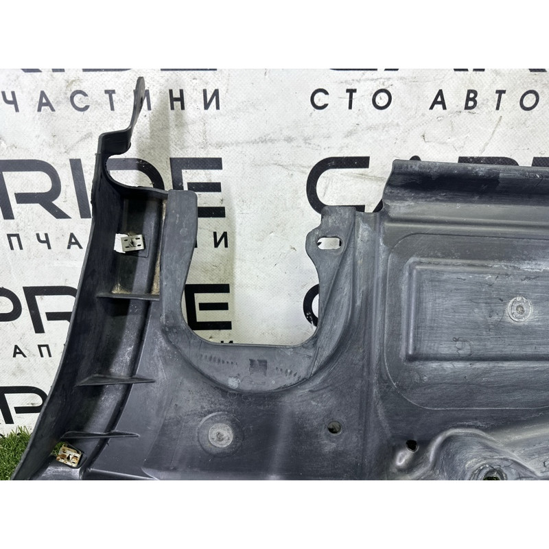 Захист днища (кузов і елементи) Volkswagen Touareg NF 2012 3.0 Hybrid CGFA 7P0825202C