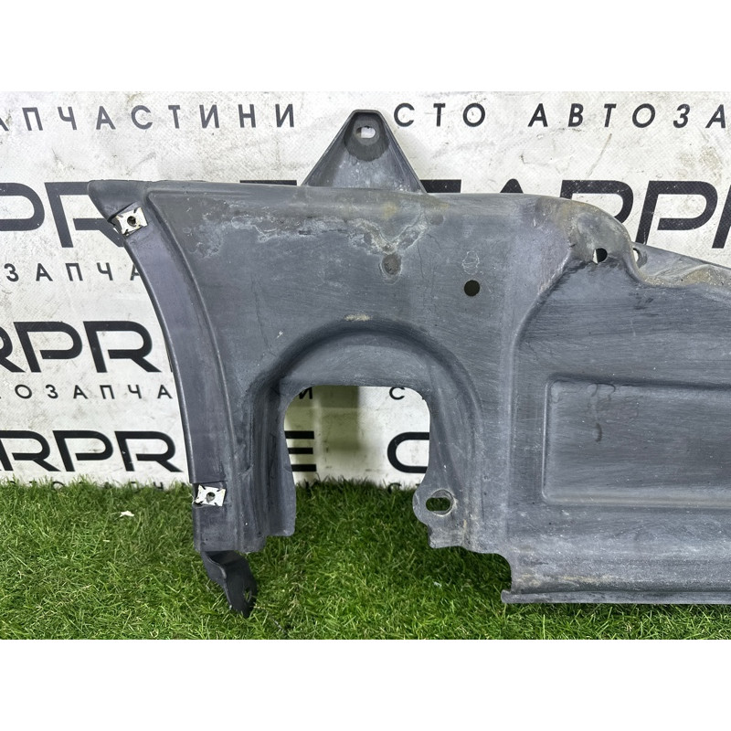 Захист днища (кузов і елементи) Volkswagen Touareg NF 2012 3.0 Hybrid CGFA 7P0825202C