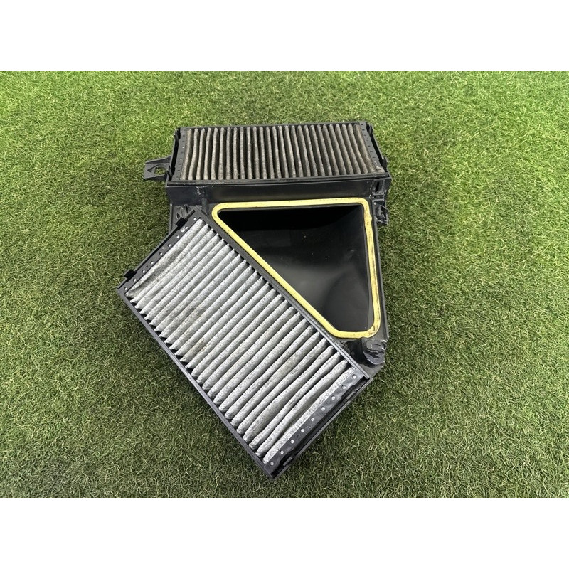 Кришка фільтра салону (кузов і елементи) BMW X5 E70 2010 N57D30A 64316945576