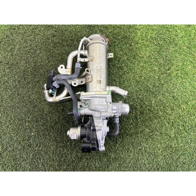 Клапан EGR с радиатором (двигатель и элементы) LAND ROVER RANGE ROVER Sport L494 2016 3.0 Diesel LR069681