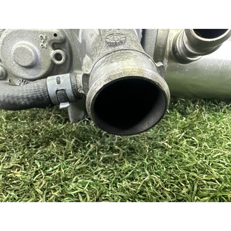 Клапан EGR с радиатором (двигатель и элементы) LAND ROVER RANGE ROVER Sport L494 2016 3.0 Diesel LR069681