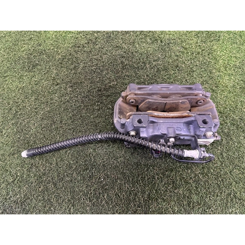 Суппорт тормозной (тормозная система) Volkswagen Touareg NF 2013 3.6 7P6615423D