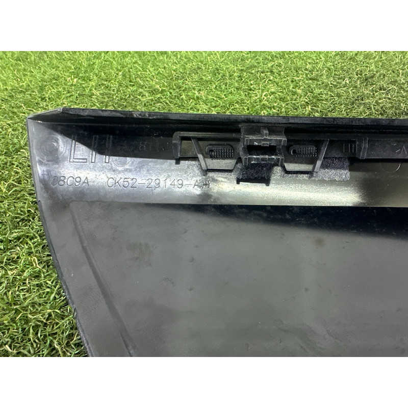 Накладка стойки (кузов и элементы) LAND ROVER Range Rover L405 2016 5.0 LR076491