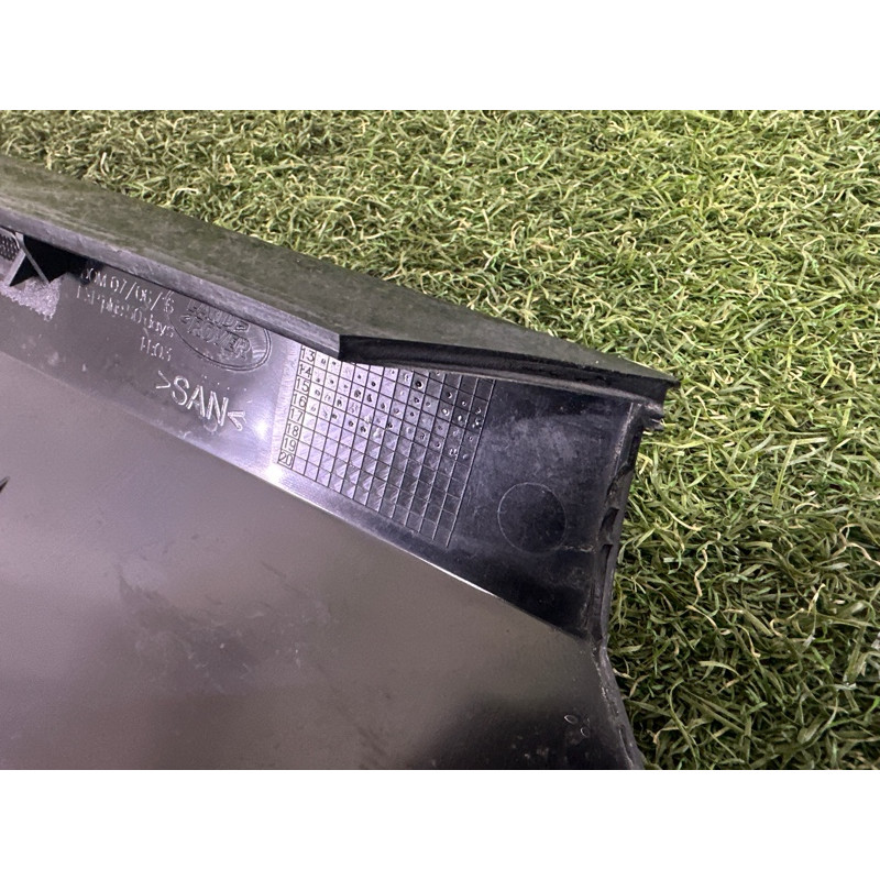 Накладка стойки (кузов и элементы) LAND ROVER Range Rover L405 2016 5.0 LR076491