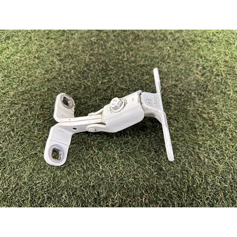 Петля багажника (кузов и элементы) BMW X5 F15 2015 4.4 41007378126