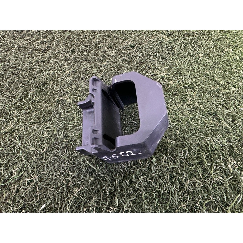 Крепление радиатора (кузов и элементы) BMW 3-series E90 2010 3.0 N54 17117807184