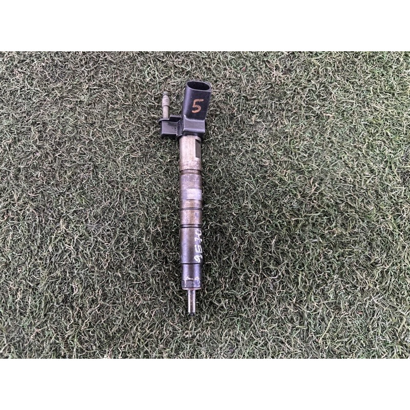 Форсунка топливная (топливная система) BMW X5 E70 2010 N57D30A 13537805428