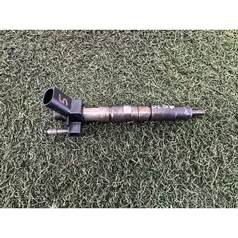 Форсунка топливная (топливная система) BMW X5 E70 2010 N57D30A 13537805428