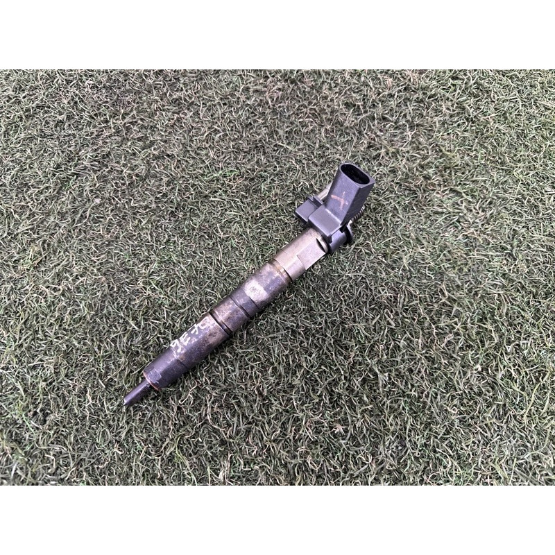 Форсунка топливная (топливная система) BMW X5 E70 2010 N57D30A 13537805428