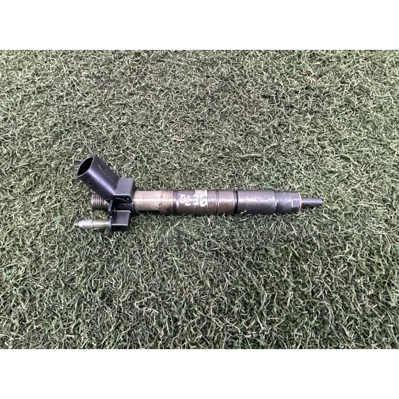 Форсунка топливная (топливная система) BMW X5 E70 2010 N57D30A 13537805428