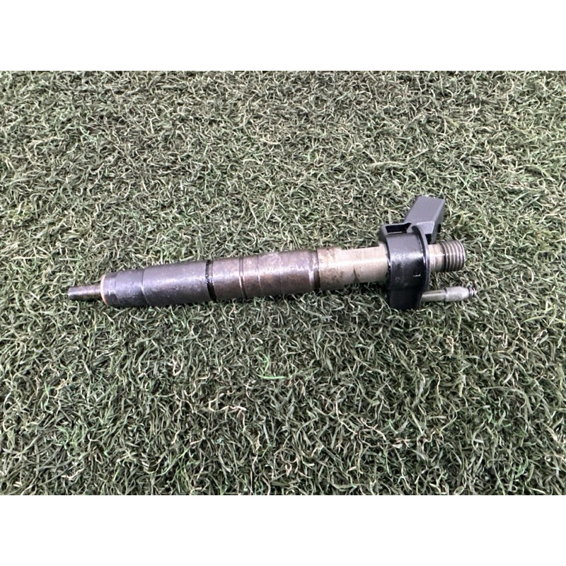 Форсунка топливная (топливная система) BMW X5 E70 2010 N57D30A 13537805428