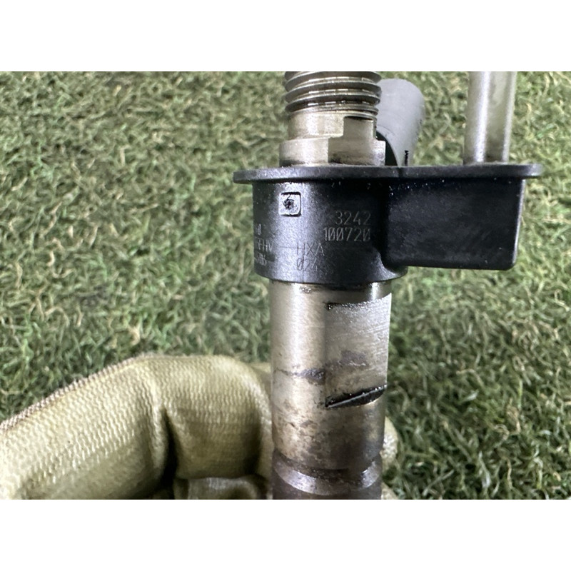 Форсунка топливная (топливная система) BMW X5 E70 2010 N57D30A 13537805428