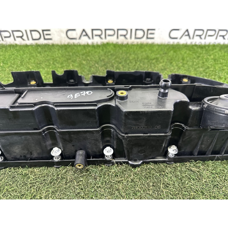 Крышка клапанов (двигатель и элементы) BMW X5 E70 2010 N57D30A 11127823181